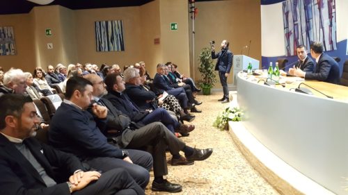 Il ministro Di Maio a Perugia ha incontrato gli imprenditori umbri