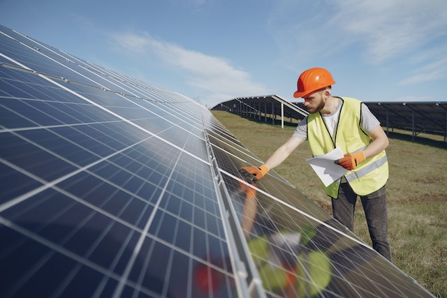 Aree idonee e fotovoltaico sui terreni agricoli: nuove pronunce del TAR